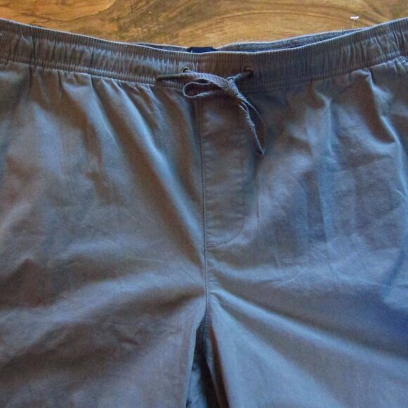 NWT- MENS GAP Gray Pull On Shorts size XXL - Picture 2 of 10
